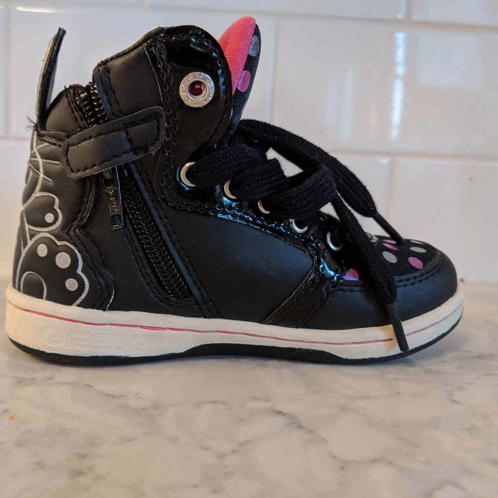 Kids running shoes